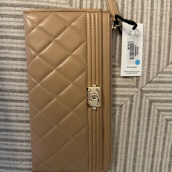 Chanel Boy Wallet - Picture 1 of 6